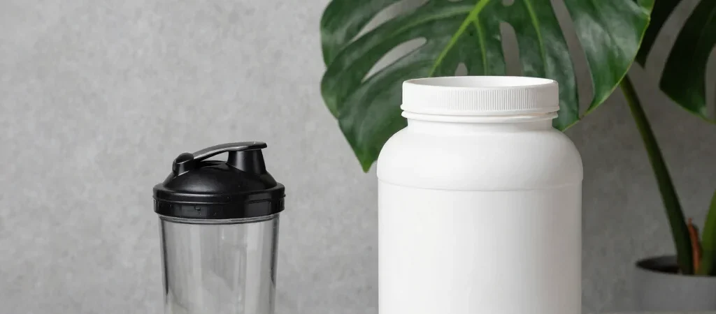Whey Protein Isolado vs Concentrado: Qual Escolher Hoje
